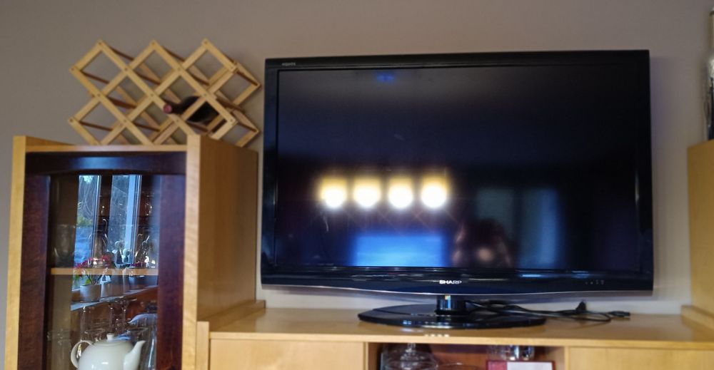 Telewizor SHARP LCD