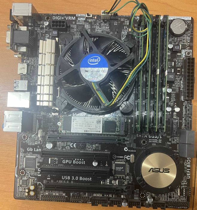 Материньска плата в зборі Socket 1150