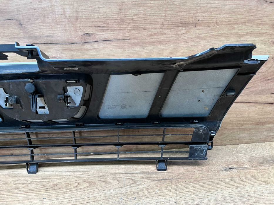 Grill/atrapa/kratka zderzaka Peugeot Expert II