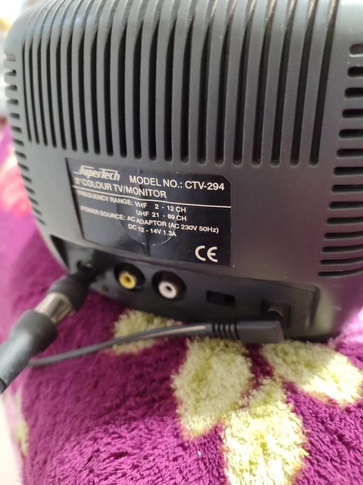 Televisão portátil 12v