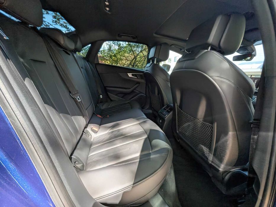 Audi A4      2018