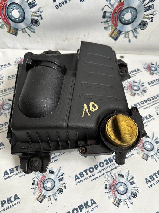 Корпус воздушного фільтра Renault Trafic Opel Vivaro 2/2.0/07-14