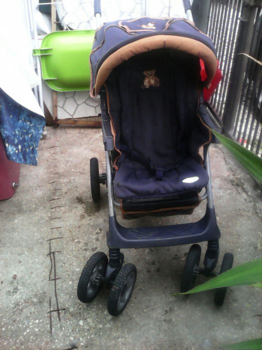 Carrinho de passeio para bebe da Infantia
