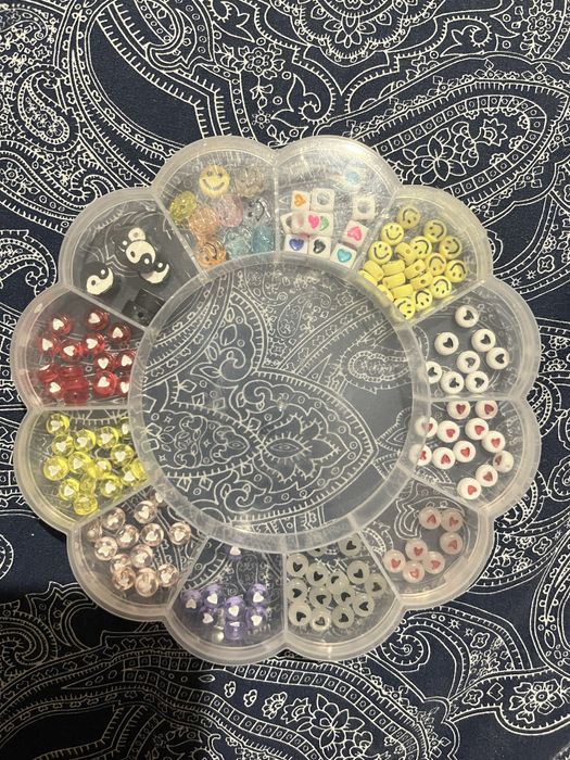 набір бусин для рукоділя