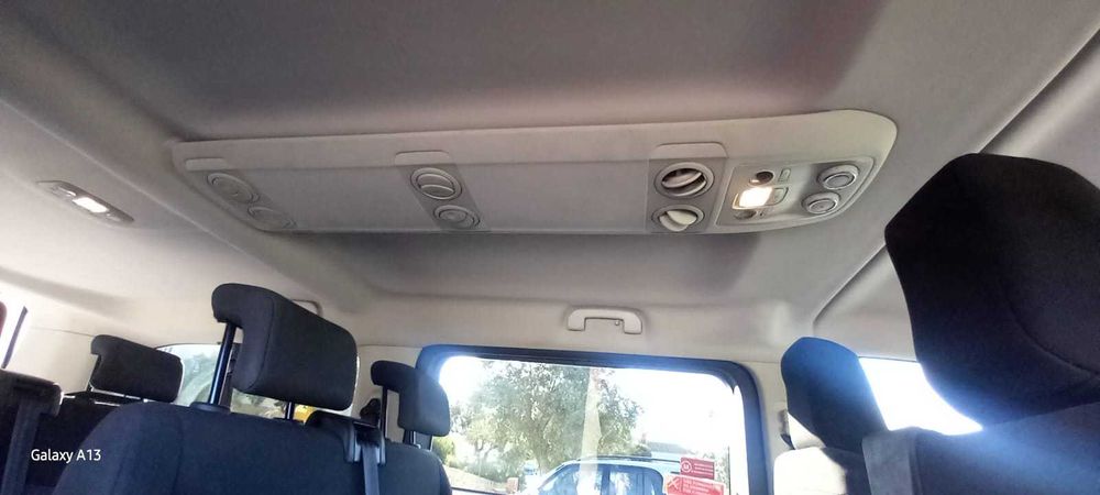 Vende-se Toyota Proace Verso 2022 • 1.5 Diesel • Manual 6