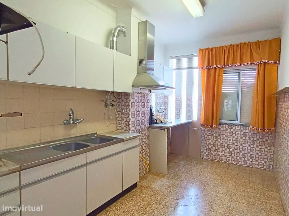 Apartamento T3 com vista sobre a cidade