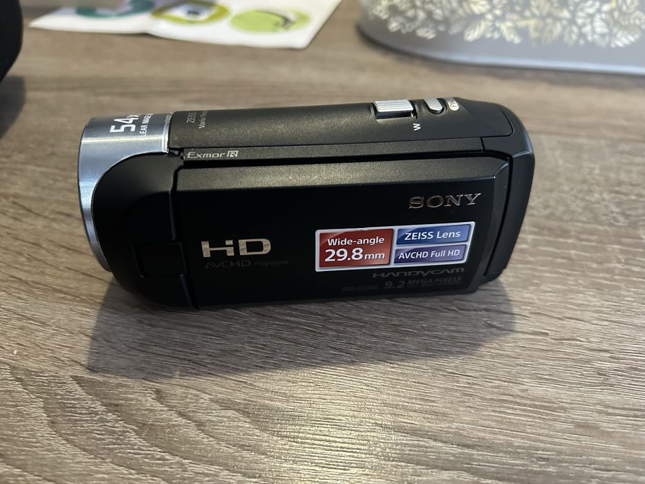 Kamera Sony HDR-CX240E
