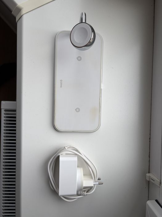 Zens dual wireless charger + watch