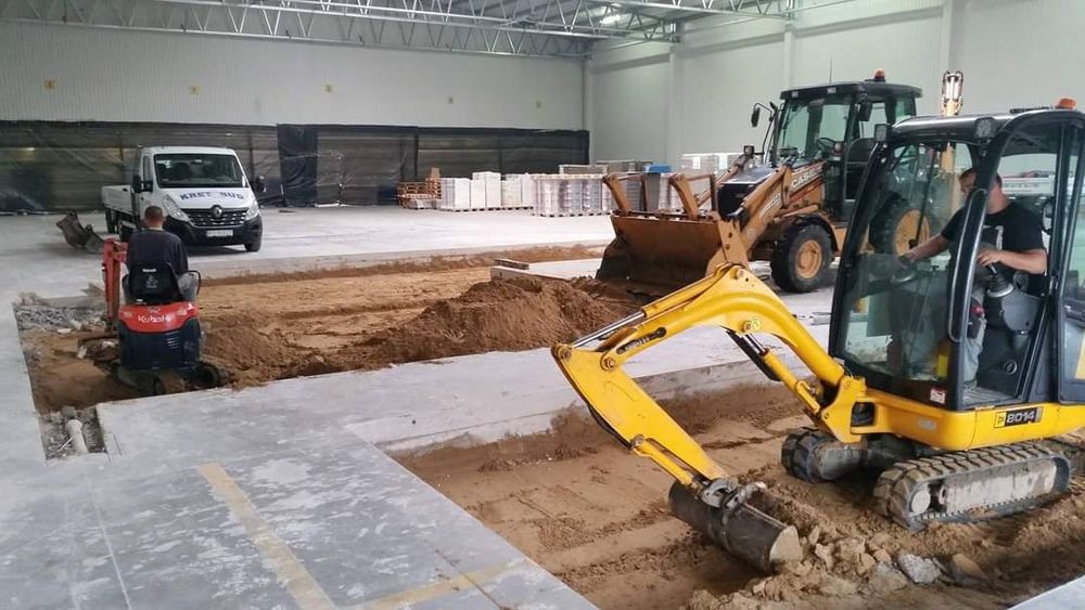 Przewierty sterowane Kret wbijanie rur przeciski usługi minikoparką