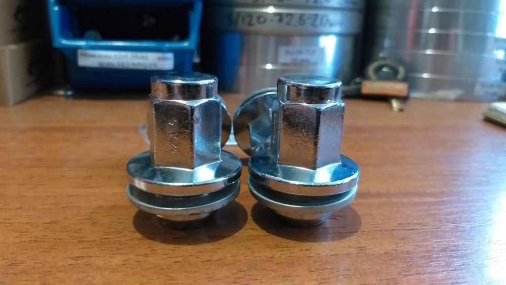 Гайка Toyota, Lexus