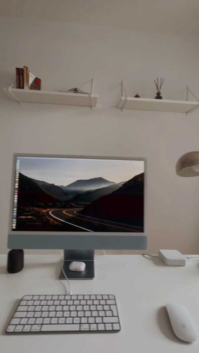 Apple iMac 24” (niebieski) + klawiatura + mysz (oryginalne opakowanie)