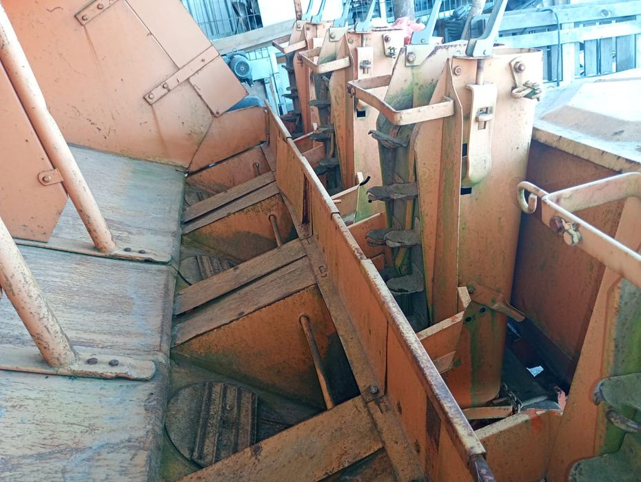 Sadzarka do ziemniaków 4x75 (4x90) underghaug, kverneland nie grimme.