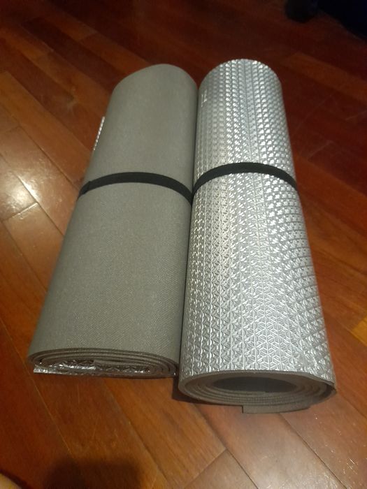 2 colchonetes da Quechua