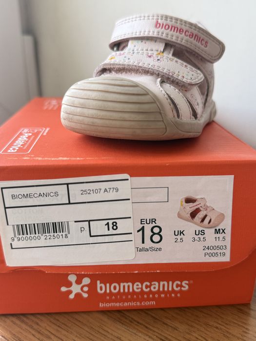 Босоніжки Biomechanics 18р