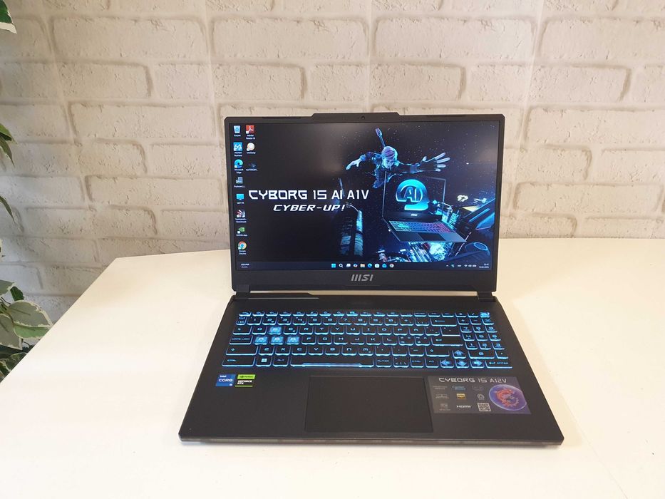 Игровой ноутбук MSI Cyborg 15∎Core i5-12450H∎16GB∎DDR5∎144ГЦ∎RTX 4050