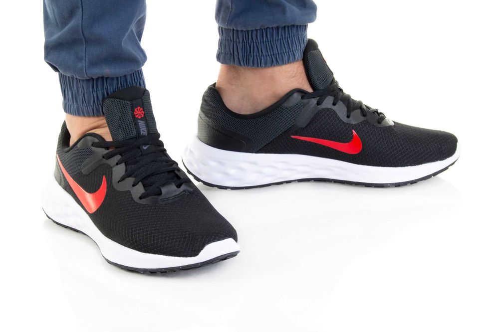 Чоловічі кросівки nike revolution 6, 44,5 та 45,5 розмір, 100% оригінал