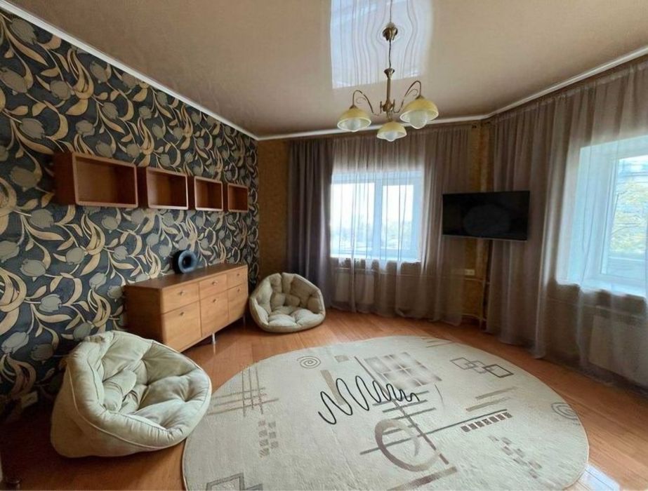 Продажа двухкомнатной квартиры на Соборной!