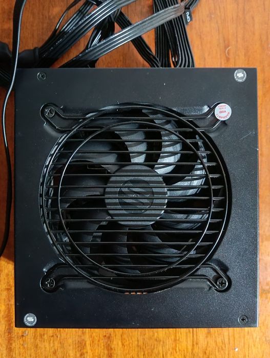 Supreme FM2 GOLD 650W