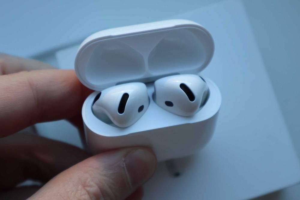 Оригінальні Навушники Apple AirPods 4 Active Noise Cancellation MXP93
