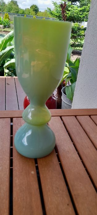 Aniołek Sadowski wazon PRL, stare szkło