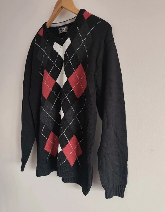 Czarny sweter męski w romby L