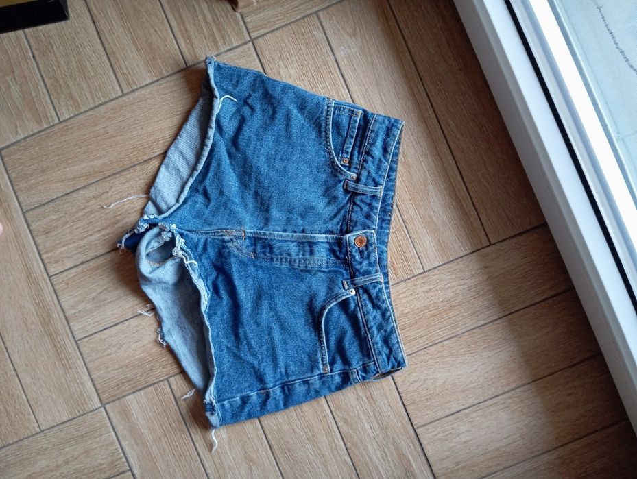 Krótkie niebieskie spodenki szorty jeansowe denim jeans hm tanio cheap