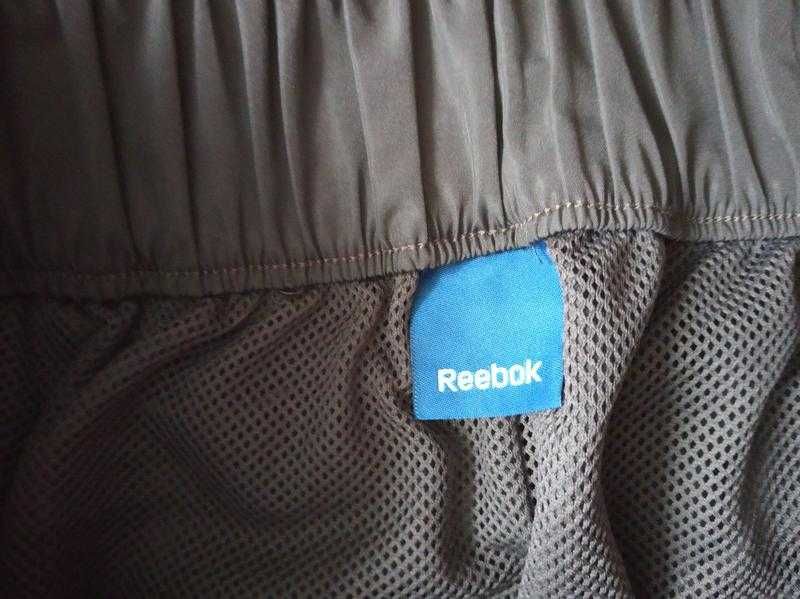 Костюм спортивный джогеры и худи велюровый Reebok  подростковый