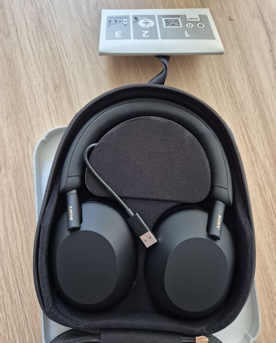 Słuchawki SONY WH-1000XM5