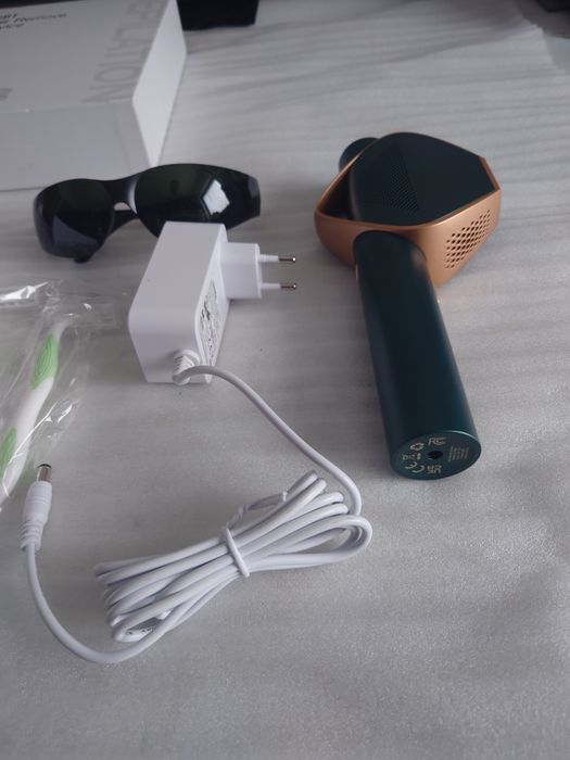 Depilator laserowy IPL Bezbolesny do Twarzy Ciała Bikini Kompletny