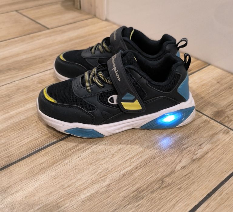 Buty sportowe, sneakersy champion r 31