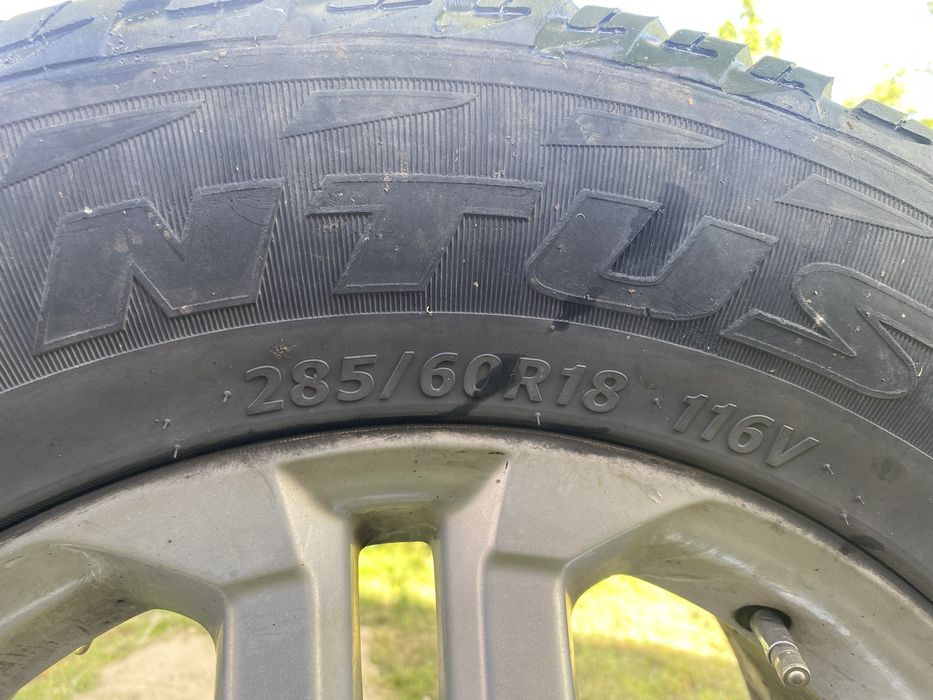 Продаю колеса для Land Cruiser 100 (4 колеса)