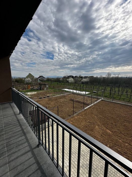 Продаж таунхаусу, Ужгород