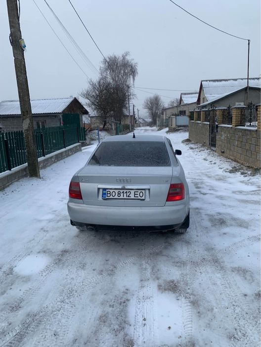 Продам Ауді А4В5 1999