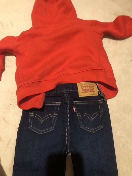 Zestaw chłopięcy Levis 68/74 spodnie + bluza