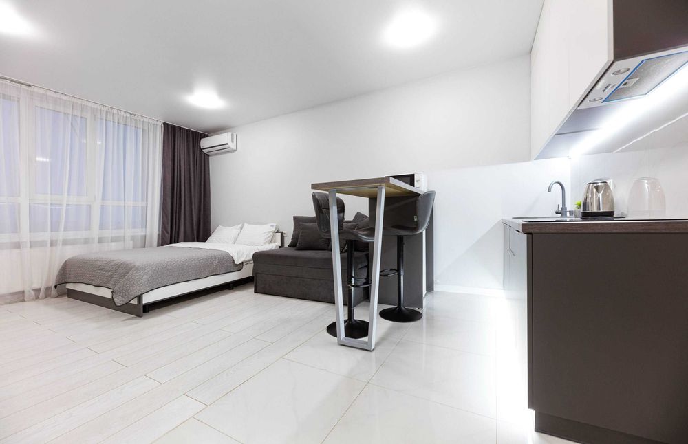 Студія в Олімпік Парк, Лівий берег, Бажана 17Б - подобово. Є укриття.