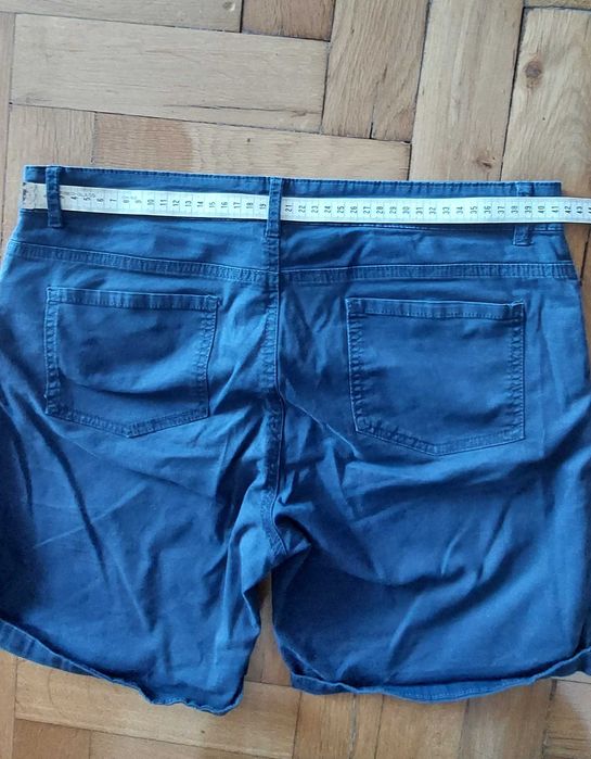 Krótkie spodenki, rozmiar 40, InExtenso