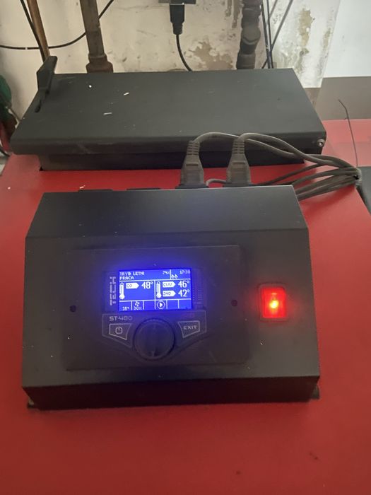 Piec C.O.  z podajnikiem na groszek.