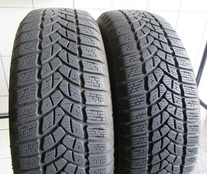 2x 185/60R15 Firestone Winterhawk 3 84T 6,32mm D/B/70dB