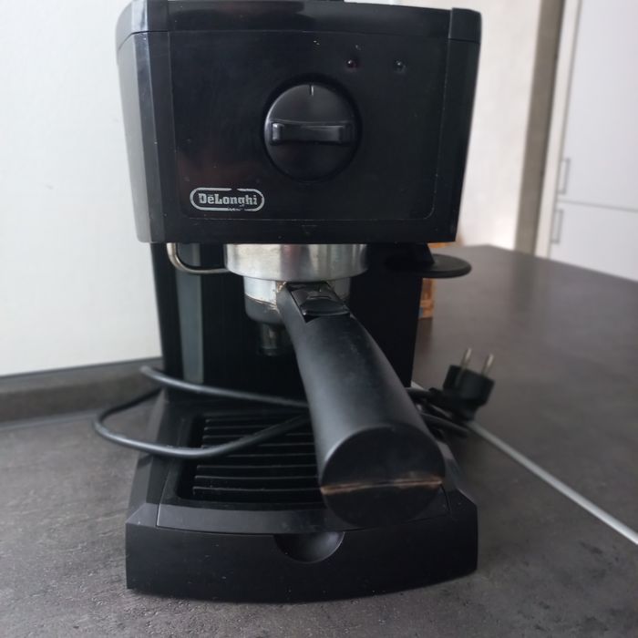 Кавоварка De'Longhi EC146 B.