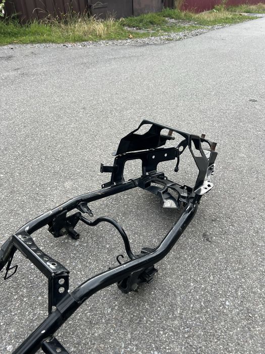 Пррдам раму ямаха джог са 36 в ідеальному стані