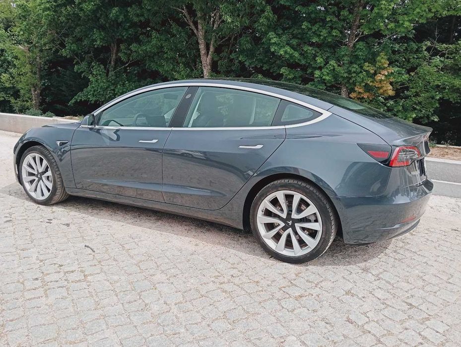 (Viatura  Reservada) Tesla Model 3 Long Range 2019 AWD | 84.000 km | IVA Dedutível | Excelente estado