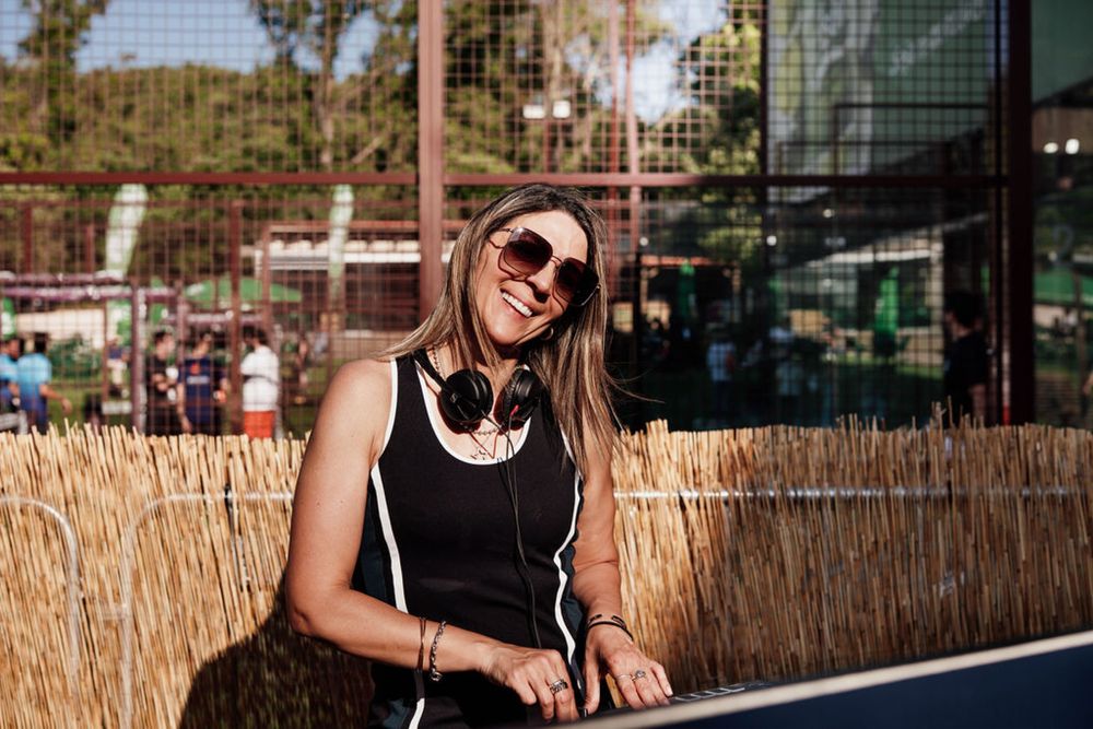 DJ para Eventos Corporativos, Festas de Aniversario e Casamentos