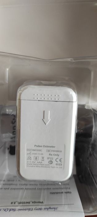 Pulsoksymetr BERRY Nowy