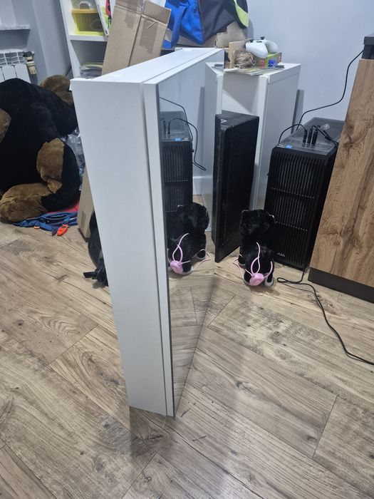 Lustro z szafką 76/50 cm