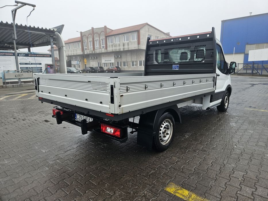 Ford Transit 3-osobowy Aluminiowa Skrzynia Plandeka Niski Przebieg