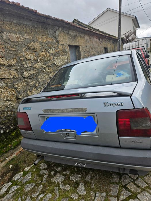 Vendo Fiat Tempra de 1992 a andar e com tudo pago para o ano 2026.
