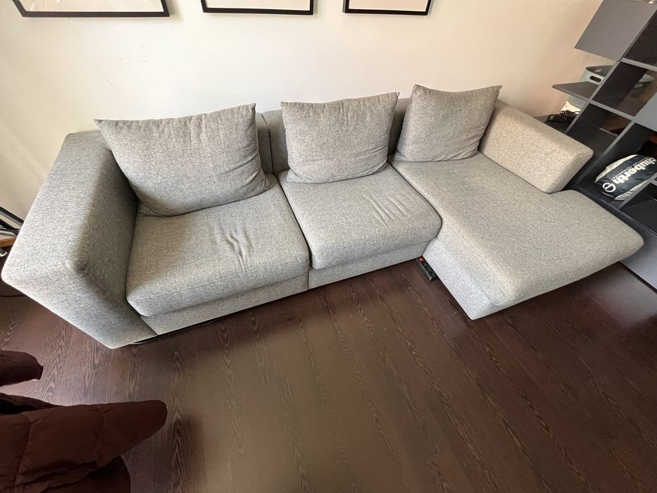 Sofá com chaise longue