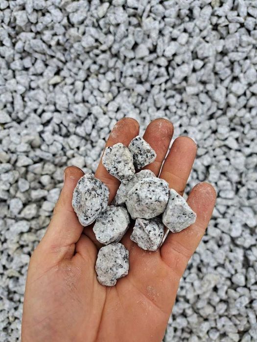 Kruszywo granitowe Dalmatyńczyk grys 8-16, 16-22 ogrodowe ozdobne