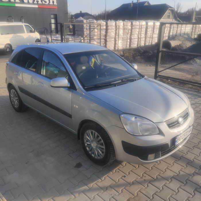 Продам автомобіль