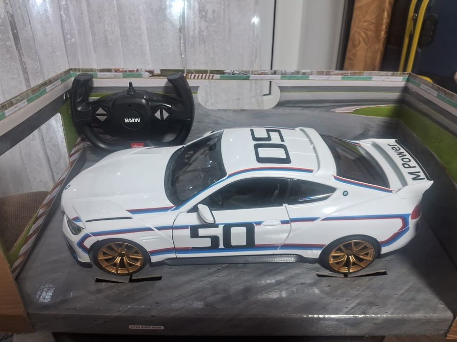 Іграшковий автомобіль на радіокеруванні BMW 3.0 CSL 1:14, Rastar